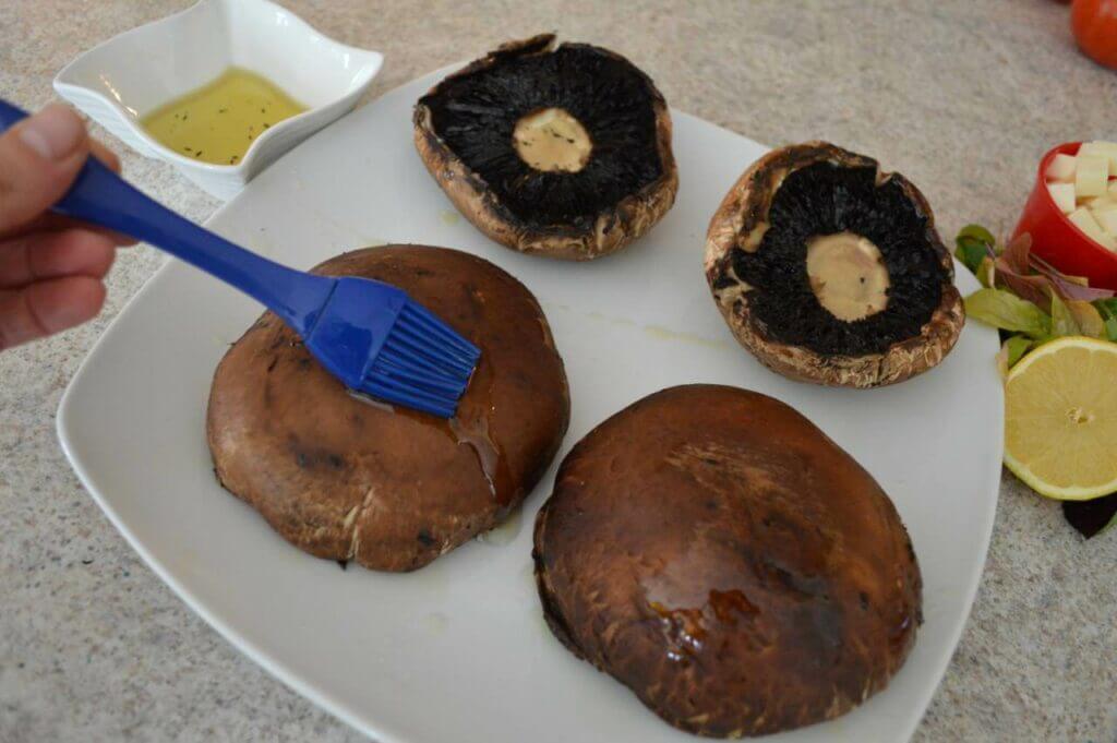 Stuffed Mushrooms with Cannaoil Pesto Recipe