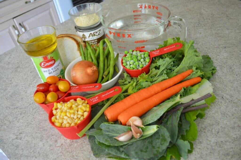 Vegetable Soup with Infused Garlic Croutons recipe
